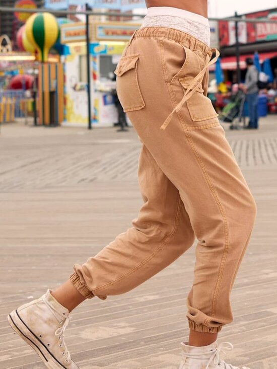 aerie Pants - Aerie Double Pocket Utility Jogger Pants Size XS in Artifact Tan